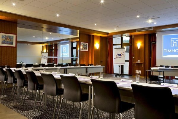 B&B HOTEL Paris 17 Batignolles