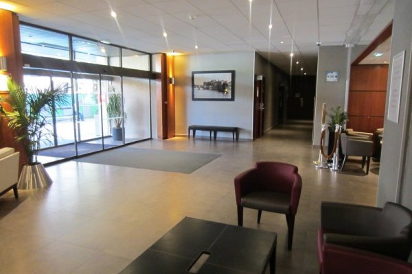 B&B HOTEL Paris 17 Batignolles
