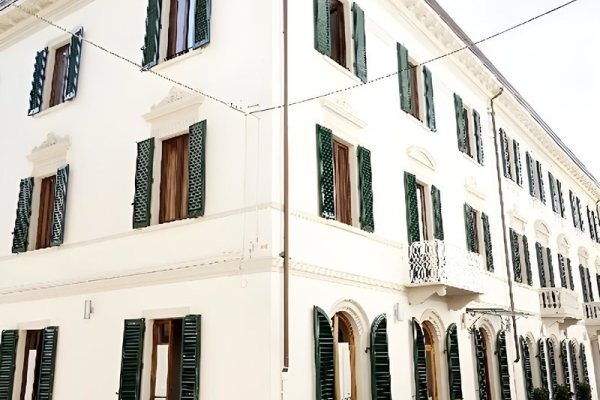 Hotel Savoia & Campana