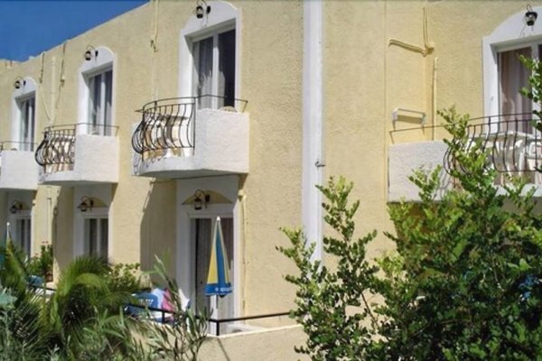 Senia Studios
