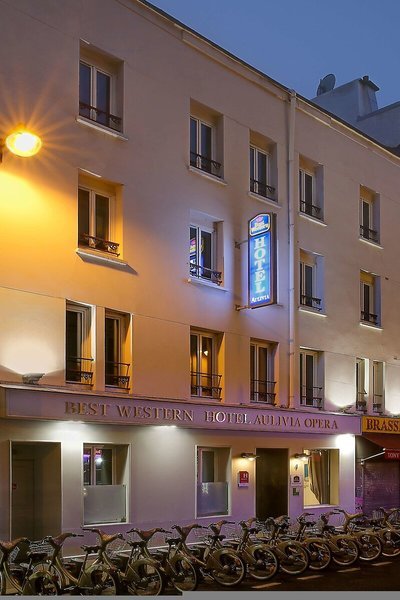 Aulivia Opera Hotel