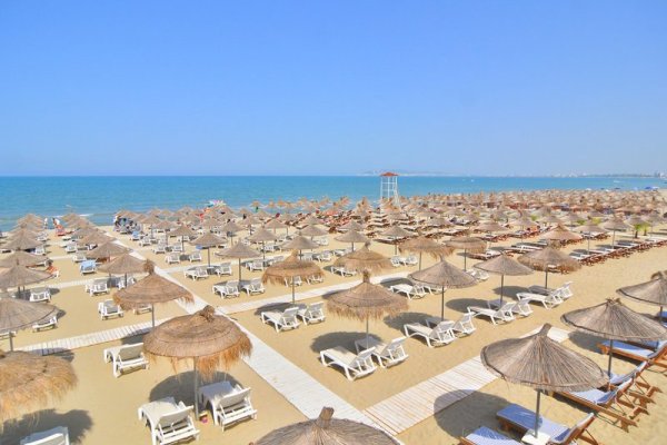 Sandy Beach Resort