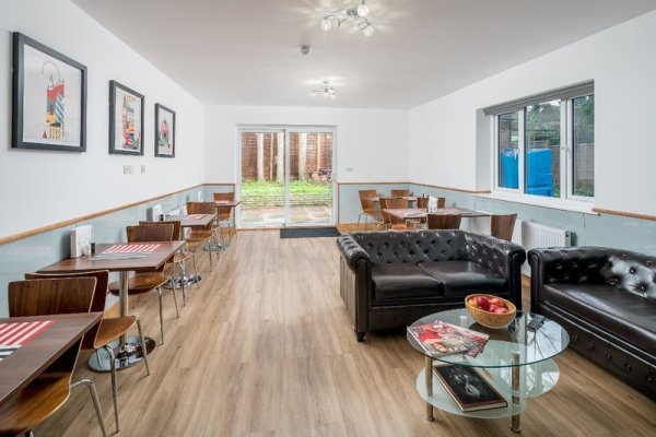 Flexistay Sutton Aparthotel