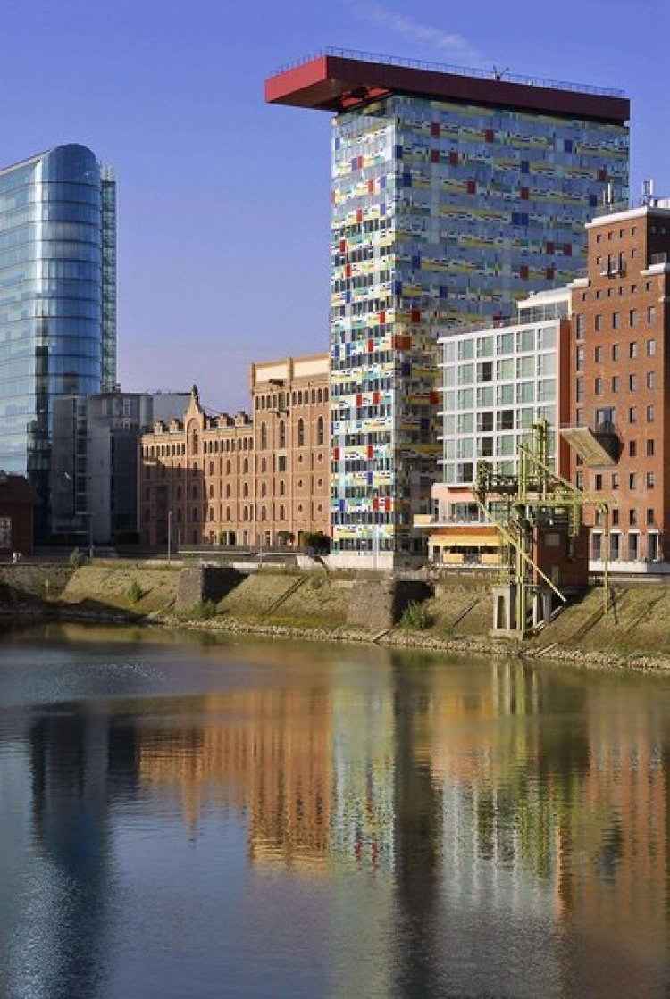 INNSiDE Düsseldorf Hafen