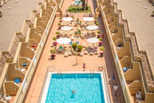 RH Casablanca Suites