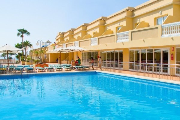 RH Casablanca Suites