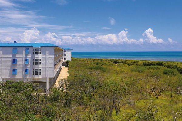 Ocean Pointe Suites at Key Largo