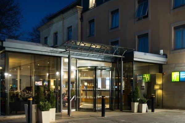Holiday Inn Express Bath