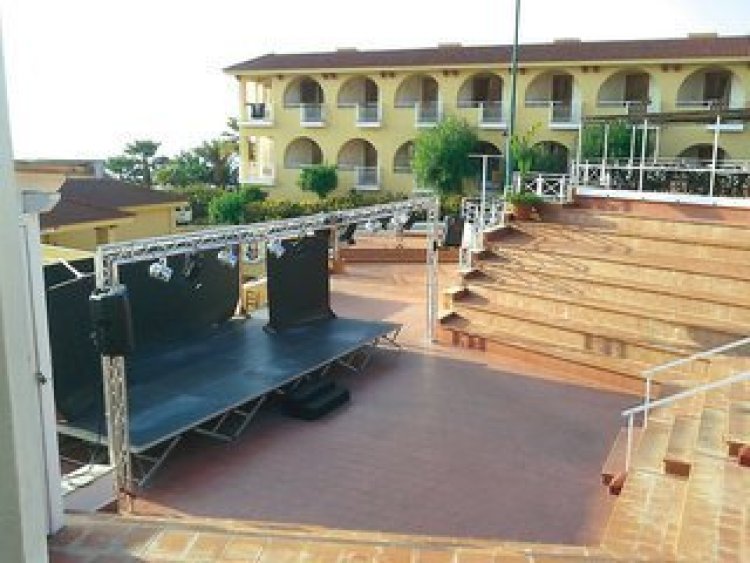 Perla del Golfo Resort