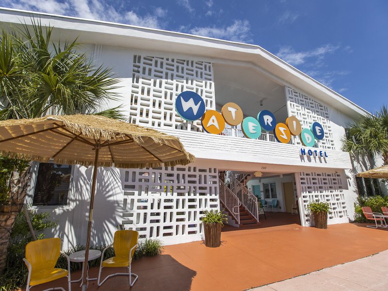 Waterside Hotel
