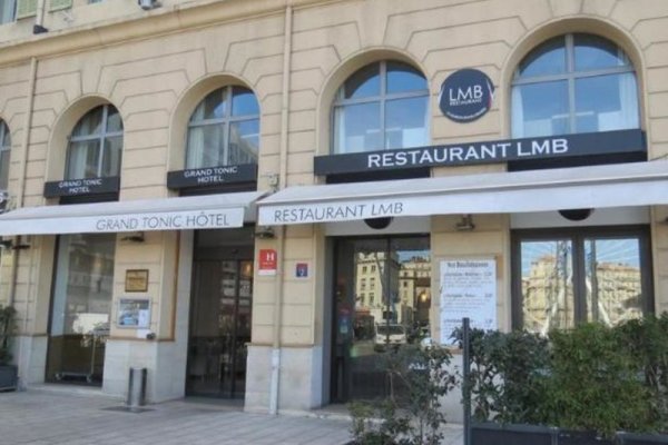 Maisons Du Monde Hôtel & Suites