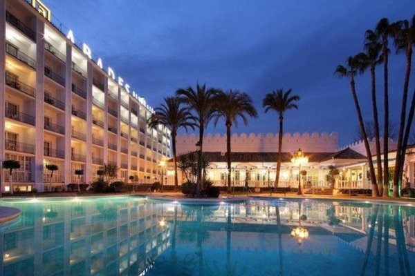 Hotel Abades Benacazon