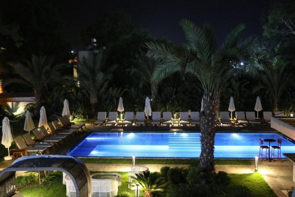 Sandora Boutique Hotel
