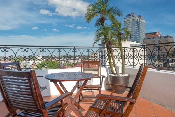 Hanoi E Central Hotel