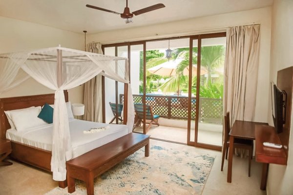 Hisia Nungwi Experience Hotel