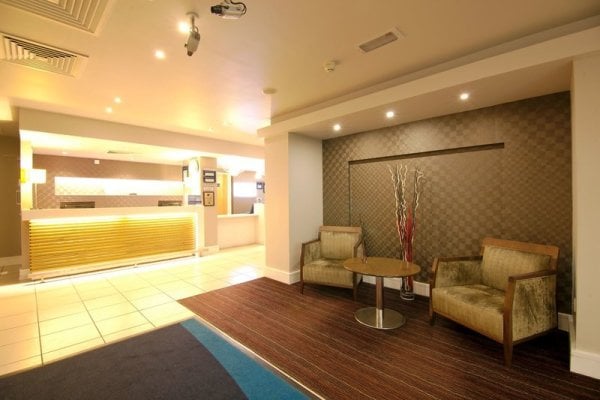 Holiday Inn Express London  Croydon