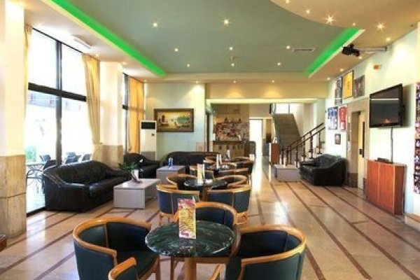 Poseidon Hotel & Apartments