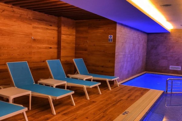 Panagia Suite Hotel
