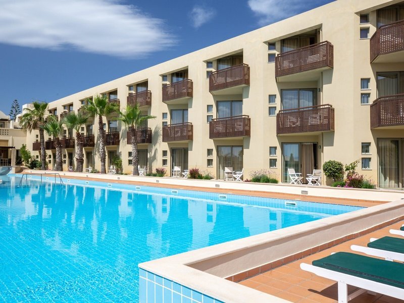 Giannoulis Santa Marina Plaza