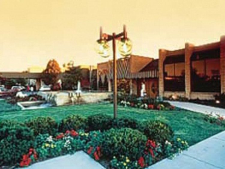 Eden Resort and Suites BW Premier Collection