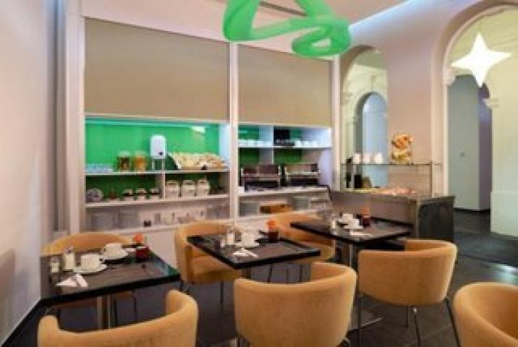 Forty + One Hotel