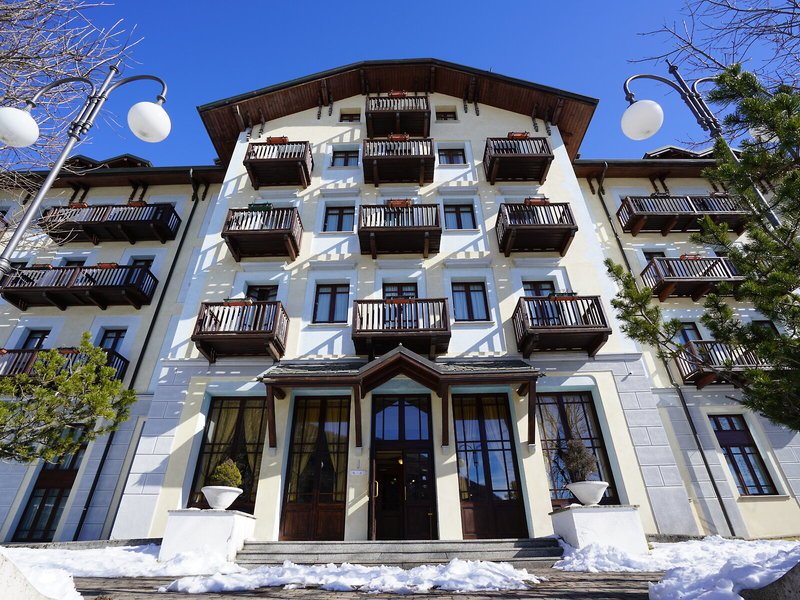 Palace Pontedilegno Resort