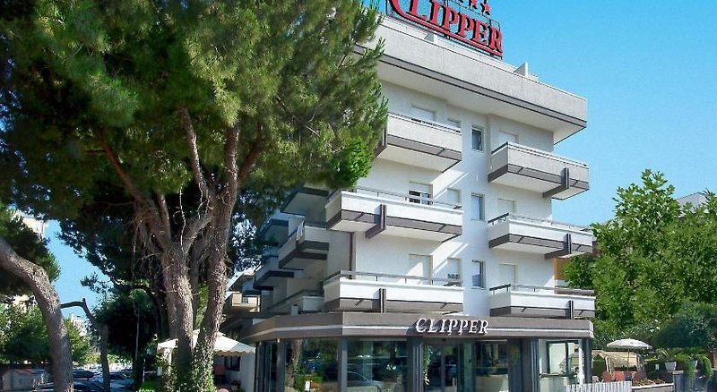 Clipper Hotel & Residence