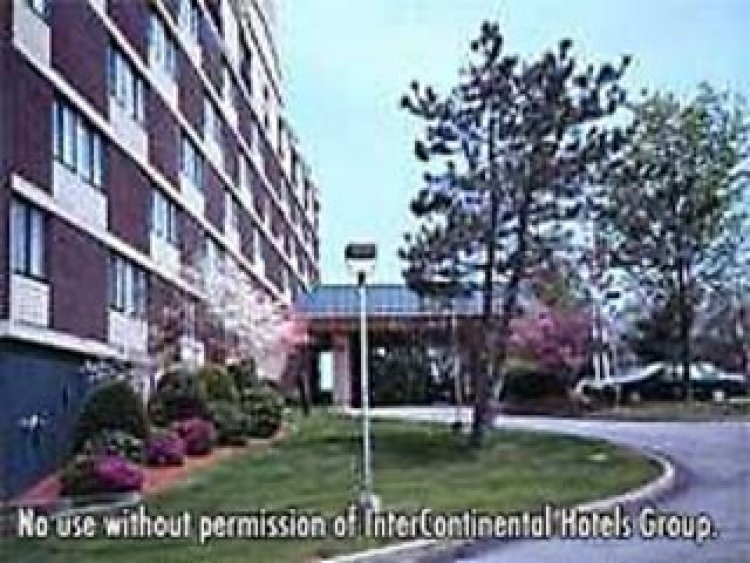 Indigo Boston-Newton Riverside