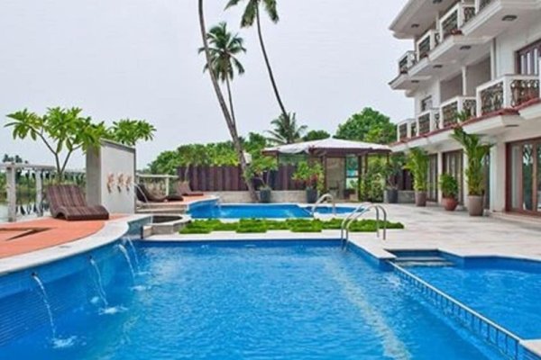White Pearl Suites