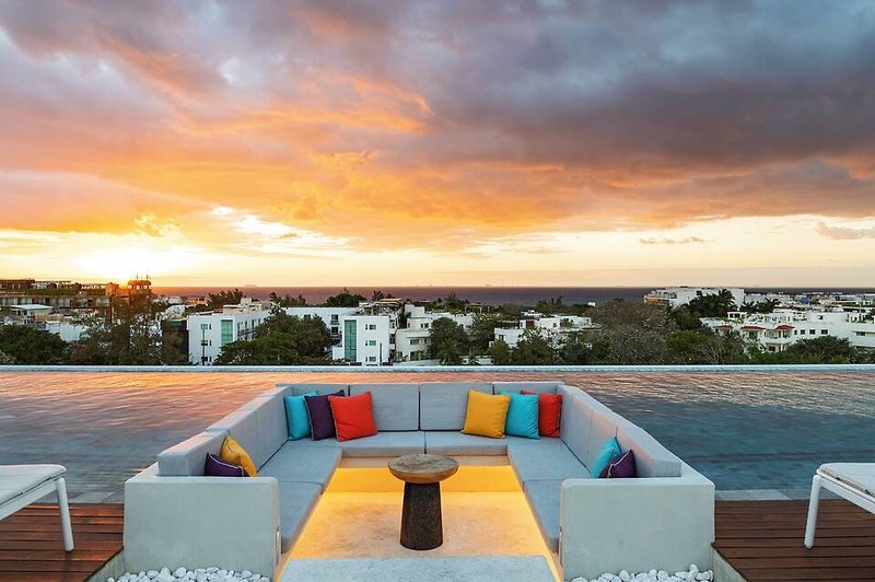 Aloft Playa del Carmen