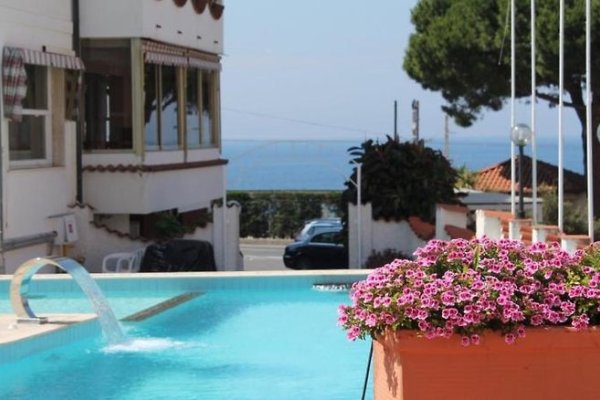 Hotel Ariston Montecarlo