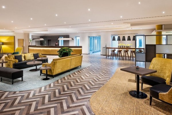 Sheraton Düsseldorf Airport Hotel