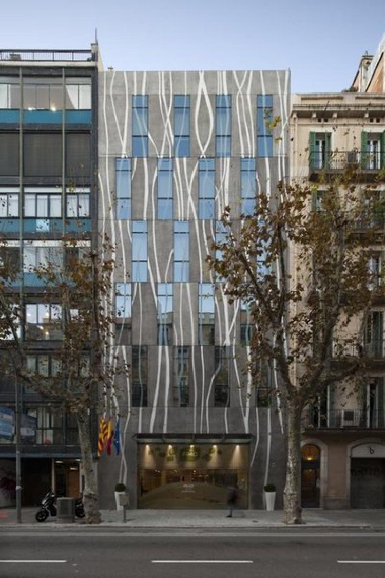 Ako Suite Hotel