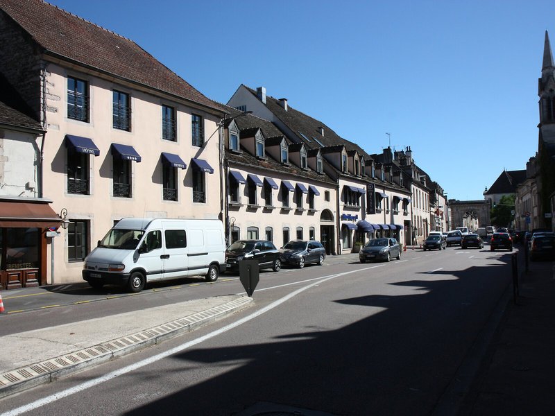 Hotel Henry II