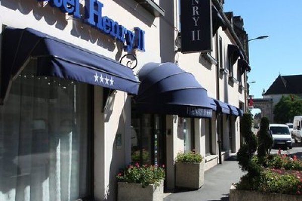 Hotel Henry II