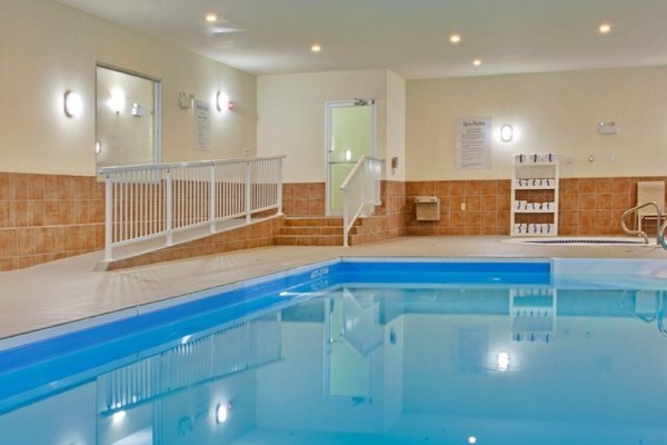 Holiday Inn Express & Suites Swift Current