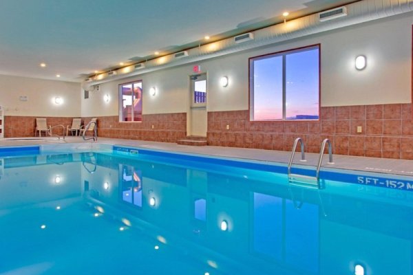 Holiday Inn Express & Suites Swift Current