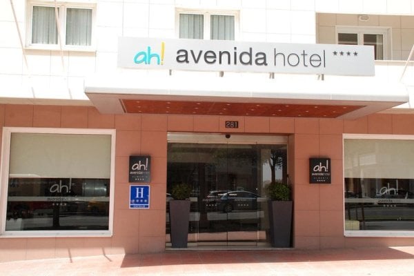 Avenida Hotel