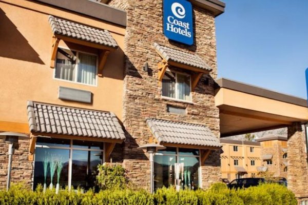 Coast Osoyoos Beach Hotel