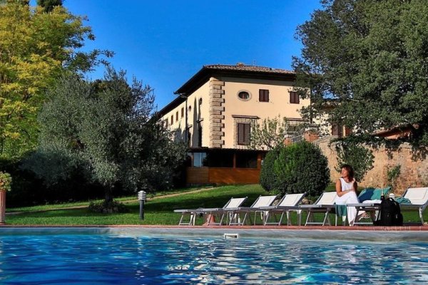San Lucchese Villa