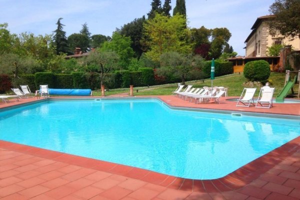 San Lucchese Villa