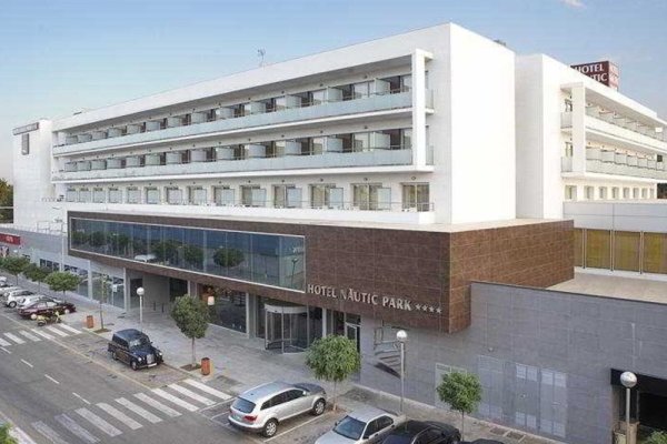 RV Hotels Nautic Park