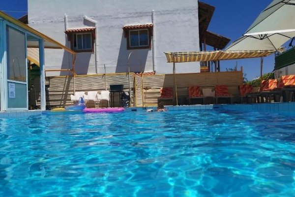 Evli Apartments