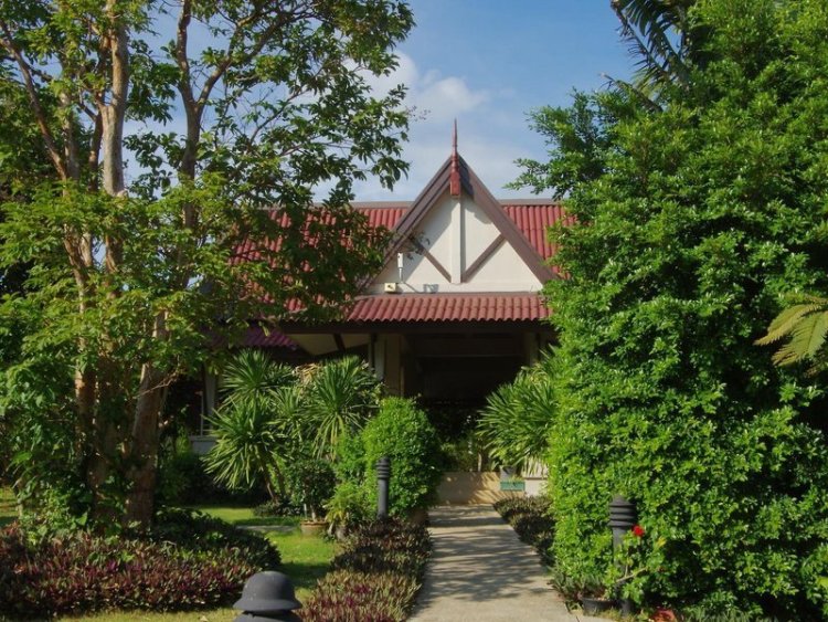 Baan KanTiang See Panorama Villa Resort