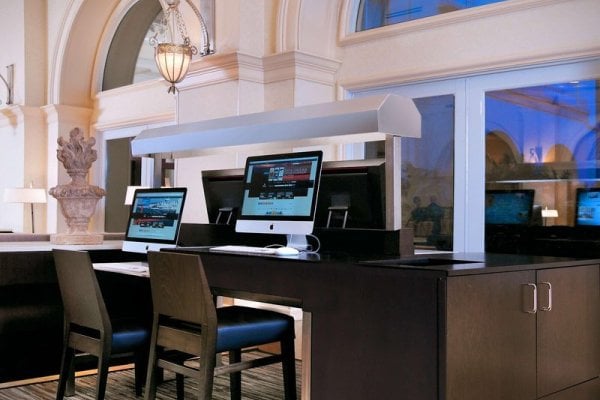 Hilton Naples