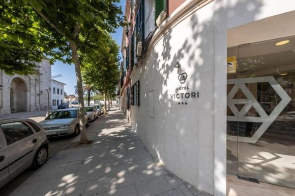 Hotel Victori