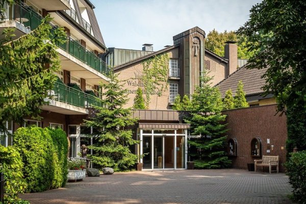 Waldhotel Tannenhäuschen