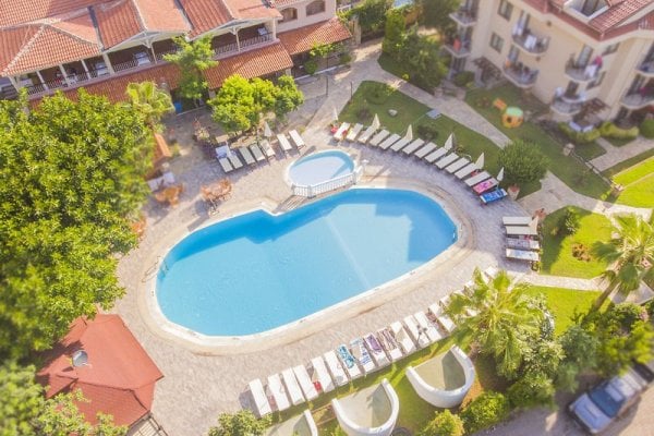 Ata Lagoon Beach Hotel