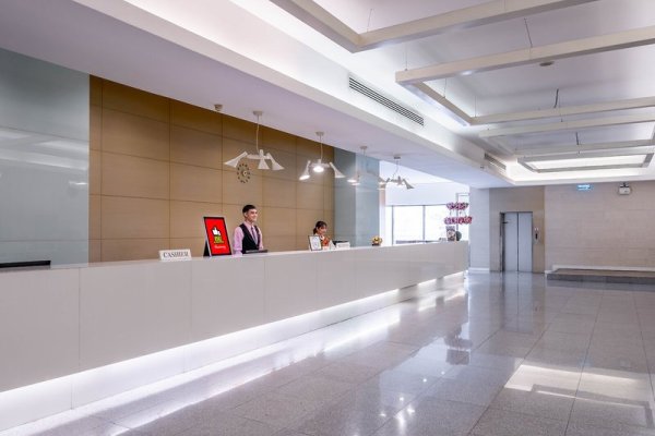 Baiyoke Suite