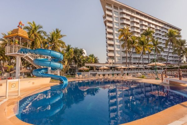 Krystal Ixtapa